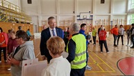 Zväčšiť fotografiu - Seniori z ilavského okresu športovali v bolešove - 20230518_090403(0)
