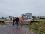 Zväčšiť fotografiu - Silvester v znamení výstupu na strážov či návštev záchranných zložiek a cestárov - 20221231_140915
