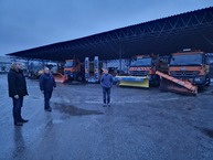 Zväčšiť fotografiu - Silvester v znamení výstupu na strážov či návštev záchranných zložiek a cestárov - 20221231_161453