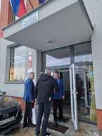 Zväčšiť fotografiu - Silvestrovské poďakovanie tým, ktorí sa starajú o bezpečné považie