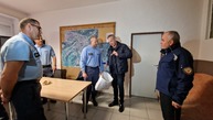 Zväčšiť fotografiu - Silvestrovský výstup na strážov aj návšteva správy ciest tsk a záchranných zložiek - 20231231_161326