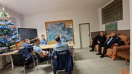 Zväčšiť fotografiu - Silvestrovský výstup na strážov aj návšteva správy ciest tsk a záchranných zložiek - 20231231_161628