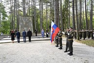 Zväčšiť fotografiu - Sloboda stála našich krajanov utrpenie i život