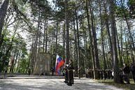 Zväčšiť fotografiu - Sloboda stála našich krajanov utrpenie i život