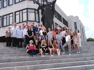 Slovenský národný parlament navštívili už aj trenčianski gymnazisti - IMG-0a777d7997737ab1fc77d793614898a5-V