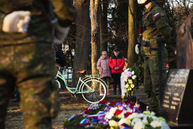 Zväčšiť fotografiu - Smutné výročie tragickej udalosti v novákoch - TSK_Výbuch VOP Nováky_15 rokov_mini-22