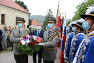 Zväčšiť fotografiu - So štefánikom súťažíme do konca septembra - predseda_na_oslavach