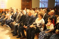 Zväčšiť fotografiu - Sobota v hornej breznici a uhrovci v znamení fašiangov, v poluvsí dominoval spev - IMG_0401
