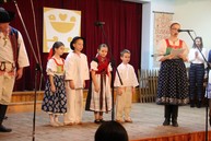 Zväčšiť fotografiu - Sobota v hornej breznici a uhrovci v znamení fašiangov, v poluvsí dominoval spev - IMG_0405
