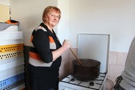 Zväčšiť fotografiu - Sobota v hornej breznici a uhrovci v znamení fašiangov, v poluvsí dominoval spev - IMG_6503