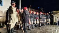 Zväčšiť fotografiu - Sobota v kraji patrila výročiu i živému orloju - 20231209 171240