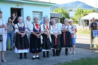 Zväčšiť fotografiu - Sobota v trenčianskom kraji patrila hasičom, snp, tradíciám aj obecným oslavám