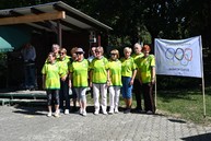 Zväčšiť fotografiu - Športová olympiáda denných centier spojila seniorov pohybom, zábavou a dobrou náladou