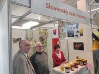 Zväčšiť fotografiu - Správny záhradkár musí byť šikovný a mať dobré srdce! - IMG_20220421_112740