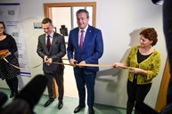 Zväčšiť fotografiu - Stále pracovisko úvo na župnom úrade funguje už dva roky - 82525800_819894225152137_1782286435701751808_n_zmensena