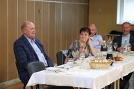 Zväčšiť fotografiu - Starších si uctili v trenčianskych bohuslaviciach, priepasnom aj častkovciach - 35