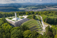 Zväčšiť fotografiu - Symbolické 80. výročie snp predmetom súťaže - 0X3A5209