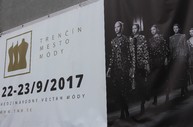 Takmer po 10-ročnej pauze sa do trenčína veľkolepo vrátila medzinárodná výstava trenčín mesto módy, najväčší priestor dostali domáci návrhári - IMG_1215