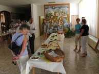 Timoradza,  sebedražie, dvorec  -  malé obce s veľkými výročiami. obyvateľov spájala aj lehota pod vtáčnikom - LEHOTA_POD_VTACNIKOM (2)