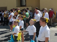 Timoradza,  sebedražie, dvorec  -  malé obce s veľkými výročiami. obyvateľov spájala aj lehota pod vtáčnikom - SEBEDRAZIE (2)