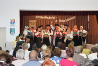 Tradičné jedlá, oslavy folklórnej skupiny či otvorenie nového multifunkčného ihriska. aj taký bol víkend v trenčianskej župe. 