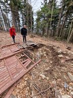 Zväčšiť fotografiu - Tradičný výstup na maguru prilákal ľudí z celého okolia - 20230506_110004