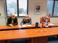 Zväčšiť fotografiu - Trenčianska župa je čoraz viac eko, spolupracuje už aj so včelármi - IMG_20201012_155438
