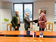 Zväčšiť fotografiu - Trenčianska župa je čoraz viac eko, spolupracuje už aj so včelármi - IMG_20201012_155456
