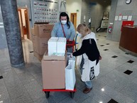 Zväčšiť fotografiu - Trenčianska župa opäť distribuovala ochranné pomôcky - 20210929_092235
