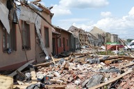 Zväčšiť fotografiu - Trenčianska župa poskytne humanitárnu pomoc tornádom zasiahnutým oblastiam juhomoravského kraja - www.ta.sr.sk
