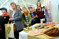 Trenčiansky kraj je pravým hokejovým regiónom, v hokejovom duchu sa otváral aj stánok kocr trenčín región na region tour expo 2019 - 20190517_REGION_TOUR_EXPO_011w