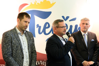 Trenčiansky kraj je pravým hokejovým regiónom, v hokejovom duchu sa otváral aj stánok kocr trenčín región na region tour expo 2019 - 20190517_REGION_TOUR_EXPO_019w