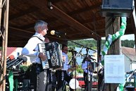 Zväčšiť fotografiu - Trenčiansky kraj podporil folklór, komunitný život aj dobrovoľných hasičov