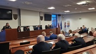 Zväčšiť fotografiu - Trenčiansky župan odovzdal defibrilátor ďalšiemu dobrovoľnému hasičskému zboru - 20231208_154333