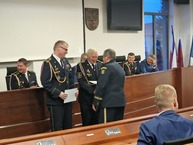 Zväčšiť fotografiu - Trenčiansky župan odovzdal defibrilátor ďalšiemu dobrovoľnému hasičskému zboru - 20231208_155428