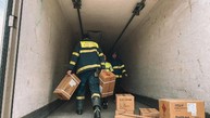Zväčšiť fotografiu - Ukrajine pomáhajú aj dobrovoľní hasiči z trenčianskeho kraja - 1