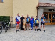 Zväčšiť fotografiu - Ústredným motívom židovsko-kresťanskej cyklopúte je podpora dialógu - 20230914_154027(0)