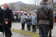 Zväčšiť fotografiu - V cetune sa spomínalo na obete bojov za slobodu - IMG_7609
