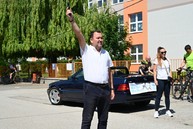 Zväčšiť fotografiu - V cyklistickom drese aj v kroji: sobota v kraji v znamení športu aj folklóru