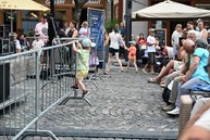 Zväčšiť fotografiu - V cyklistickom drese aj v kroji: sobota v kraji v znamení športu aj folklóru
