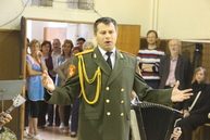 V deň koncertu vystúpili alexandrovci aj s folklórnym súborom trenčan na gymnáziu ľudovíta štúra - IMG_4139