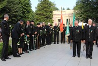 V handlovej opäť za zvuku baníckej hymny rozkvitli biele ruže - IMG_4462