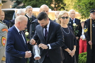 Zväčšiť fotografiu - V handlovej spomínajú na banícku tragédiu spred 12 rokov - 4