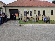 Zväčšiť fotografiu - V košariskách sme si pripomenuli narodenie najväčšieho slováka - 20230721_112152