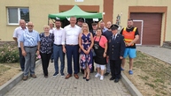 Zväčšiť fotografiu - V kraji pribudol ďalší defibrilátor, novomestskí futbalisti oslávili sto rokov fungovania - IMG_20220723_165241