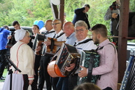 Zväčšiť fotografiu - V kšinnej a čelkovej lehote sa oslavovalo - IMG_0438
