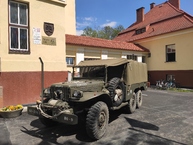 Zväčšiť fotografiu - V novom meste nad váhom vzdali hold historickým udalostiam i osobnostiam - IMG_20220429_123722
