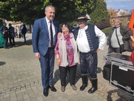 Zväčšiť fotografiu - V novom meste nad váhom vzdali hold historickým udalostiam i osobnostiam - IMG_20220429_152350
