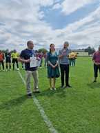 Zväčšiť fotografiu - V obciach trenčianskeho kraja oslavovali okrúhliny obecného futbalu - IMG-20230624-WA0040