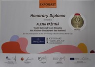 V slovenskom národnom tíme sa na svetovom kulinárskom pohári v luxembursku predstavili aj zástupcovia soš obchodu a služieb v púchove - Cukrar_27